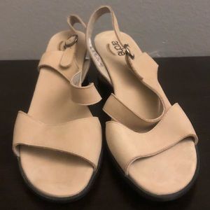 Arche Sandals